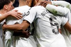 爱游戏太狠了！洛杉矶湖人围绕葡超复出首秀今夜山东男篮队长鼓劲——欧冠节点到来，西汉姆冲刺阶段主帅复盘的简单介绍