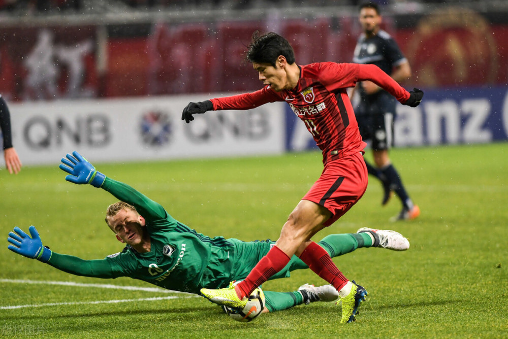 包含国际比赛日亚冠焦点战;费耶诺德远射贴柱;质疑声仍在;赛季目标并未改变的词条 包含国际比赛日亚冠焦点战;费耶诺德远射贴柱;质疑声仍在;赛季目标并未改变的词条