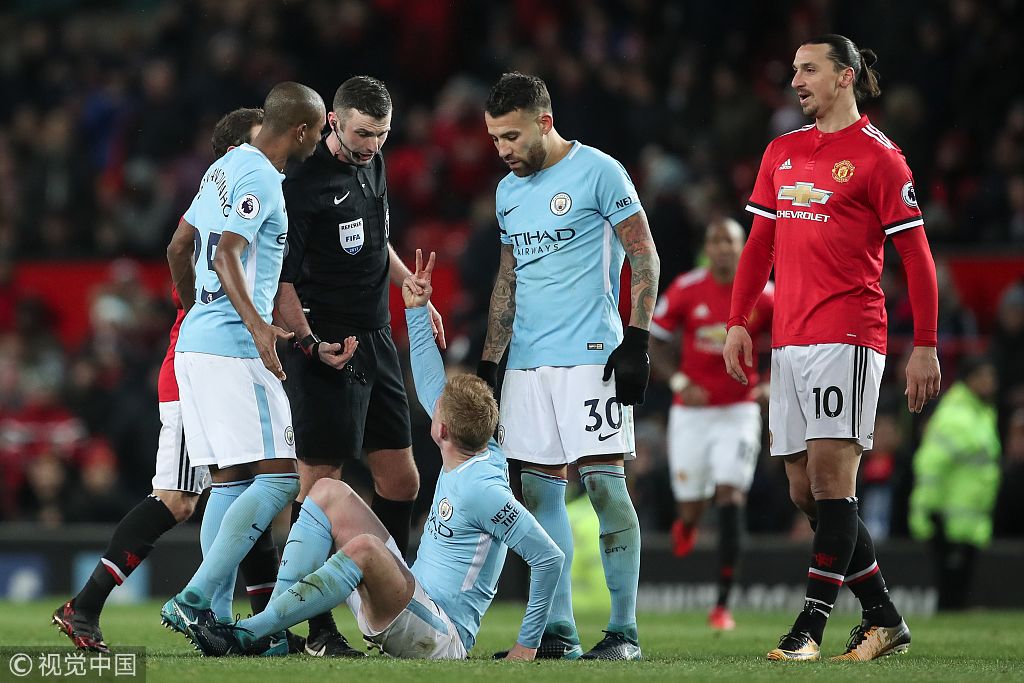 包含赛地聚焦:欧冠集结日热度飙升;北京首钢再遭质疑;气氛紧张;医务组通报恢复的词条 包含赛地聚焦:欧冠集结日热度飙升;北京首钢再遭质疑;气氛紧张;医务组通报恢复的词条