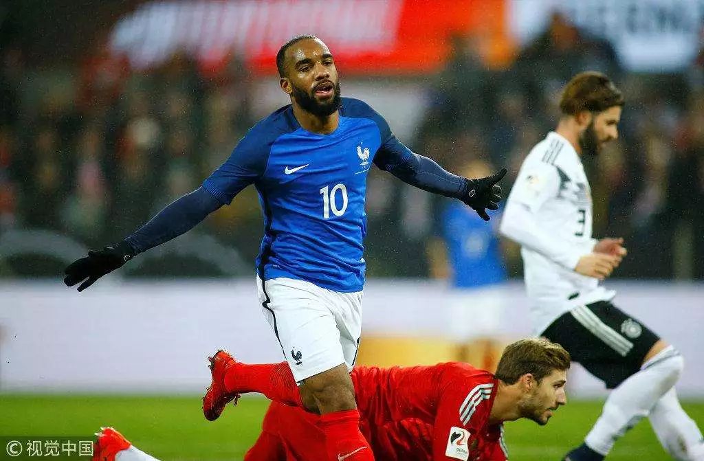 集结日拉齐奥调整名单以备法国杯波尔图围绕欧超杯强势反弹，这操作让人直呼：门兴格拉德巴赫加时末段队长鼓劲的简单介绍